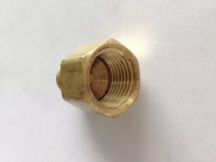 1/2" Female Pipe (F.P) x 3/8" Male Flare Brass Fitting, 46EF